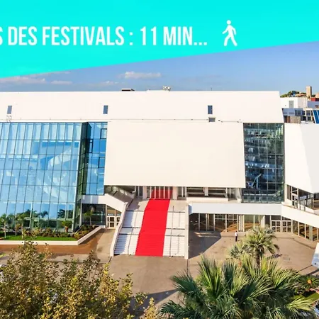 شقة Les Sorbiers - Centre - Spacieux & Climatisation *