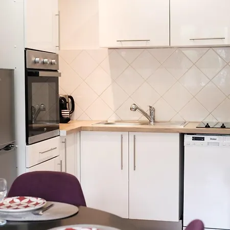 Les Sorbiers - Centre - Spacieux & Climatisation Apartment *
